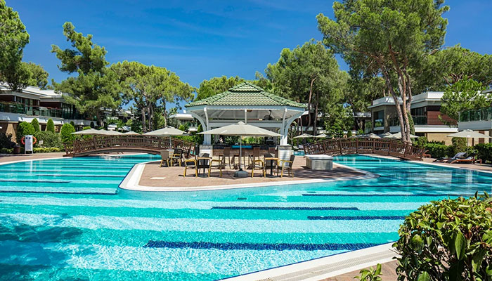 Poolanlage des Robinson Club Çamyuva